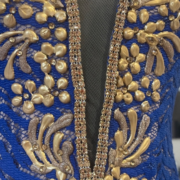 Baccio Gold designer Dress with Swarovski’s and paint - Picture 14 of 14